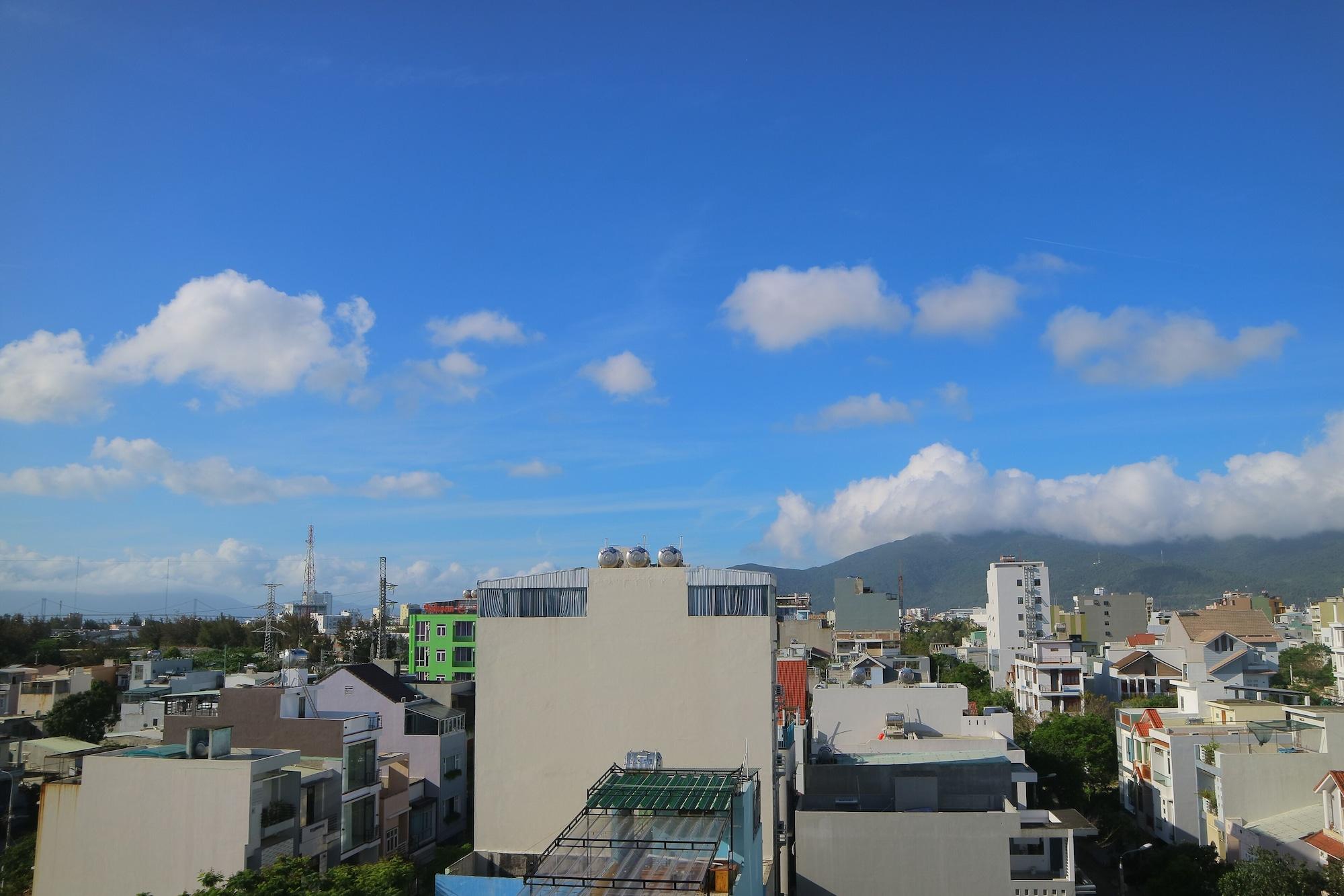 Robin Hotel Danang Exterior photo